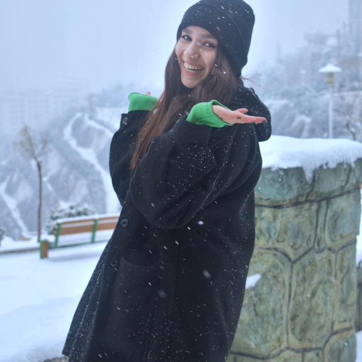 New Client Relations Director discussing corporate gifting strategy with business clients